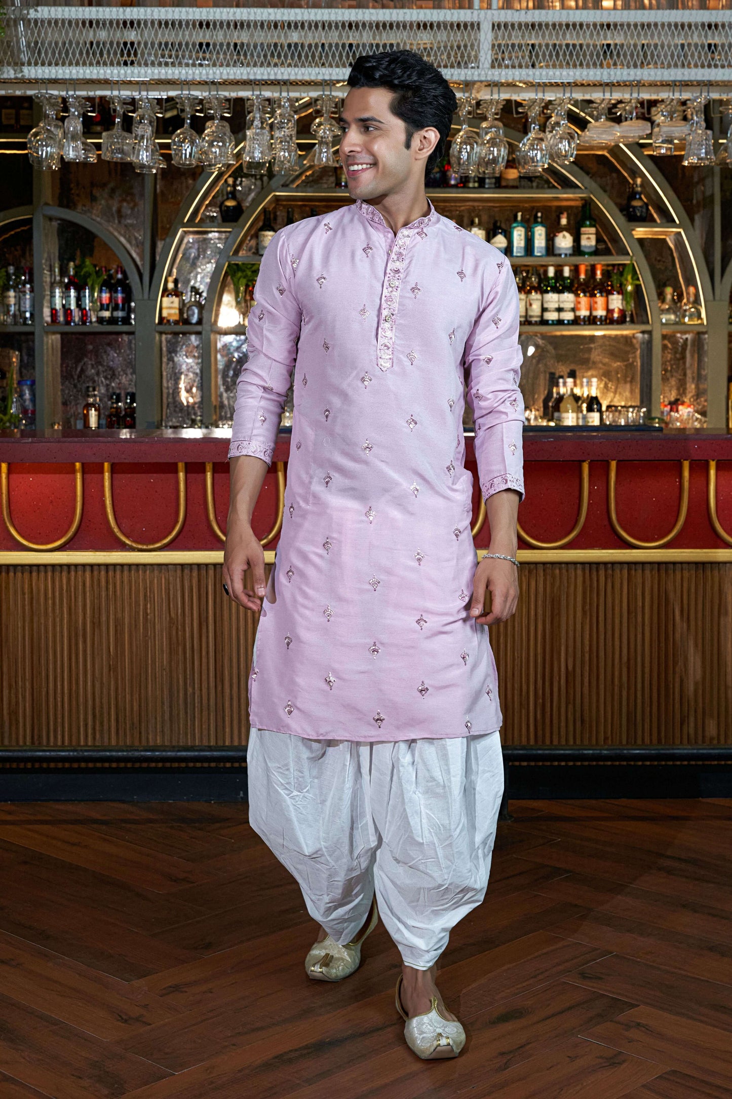 The Blush Pink Long Kurta With Butti Embroidery And Sequins Work