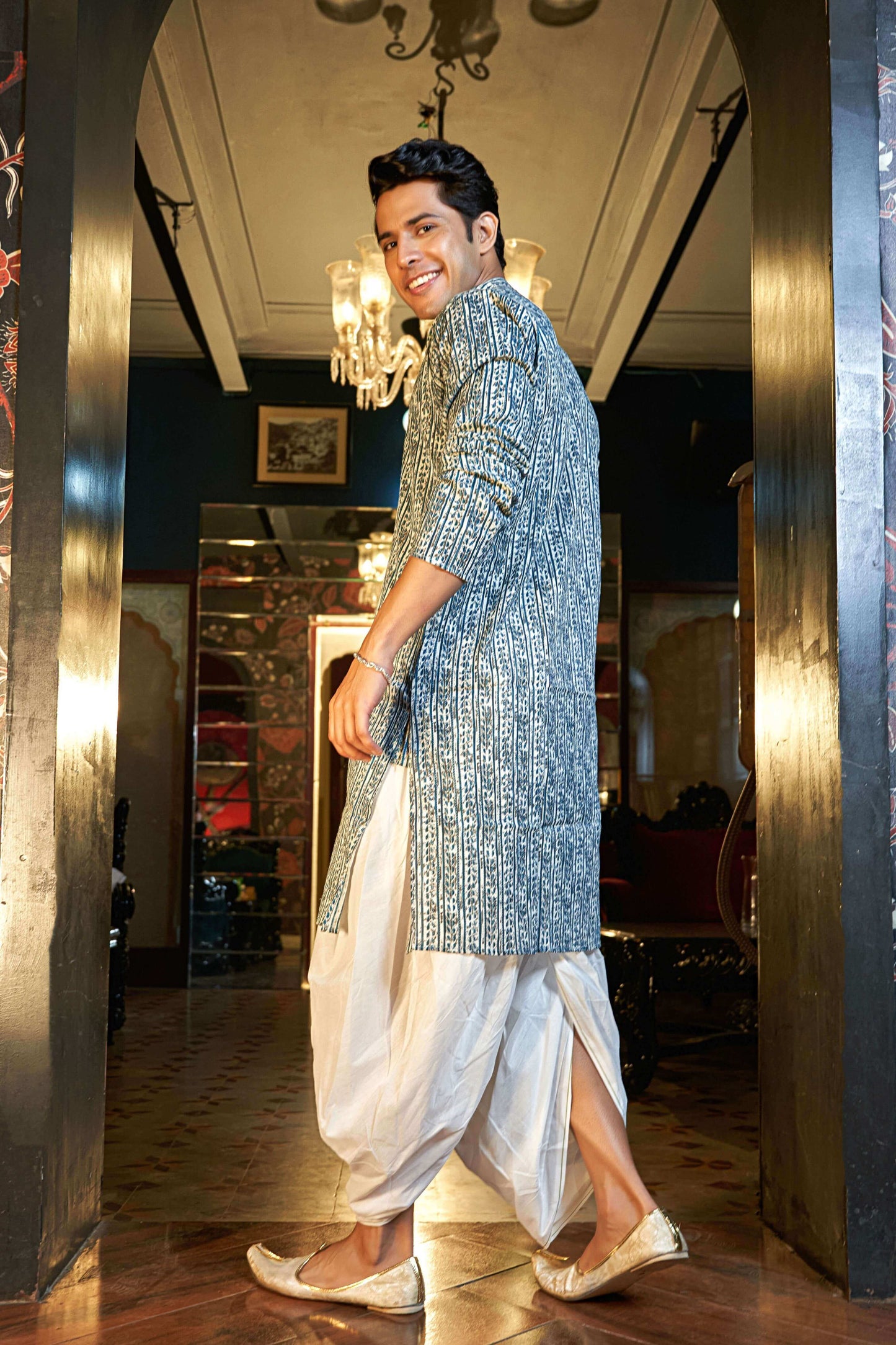 The White Kantha Work Long Kurta With Blue Floral Stripe Print