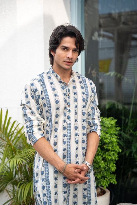 The Off-White Long Kurta With Grey And Blue Floral Stripe Print
