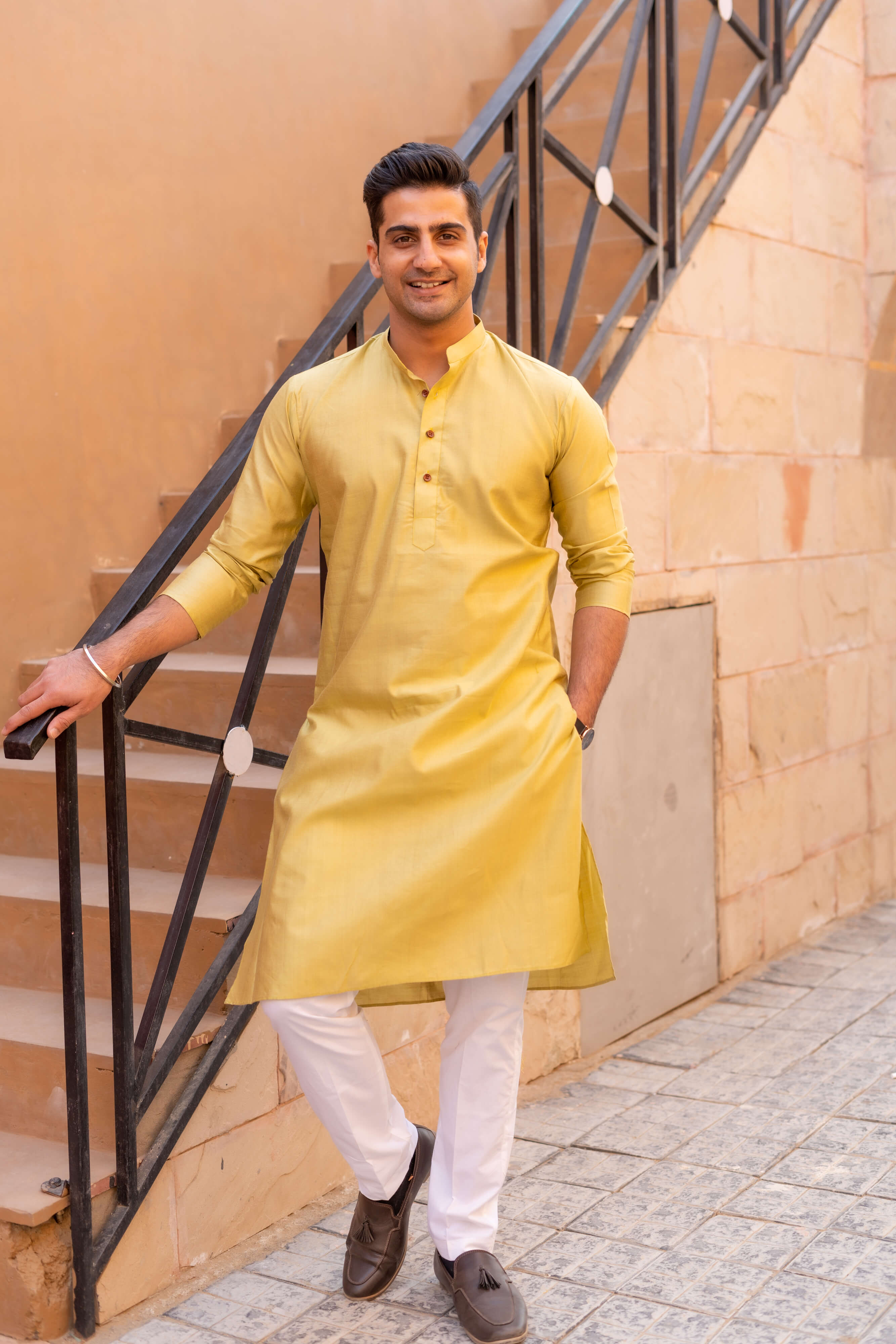 Mehndi Kurta: Buy Mehndi Kurta Pajama for Men Online in USA