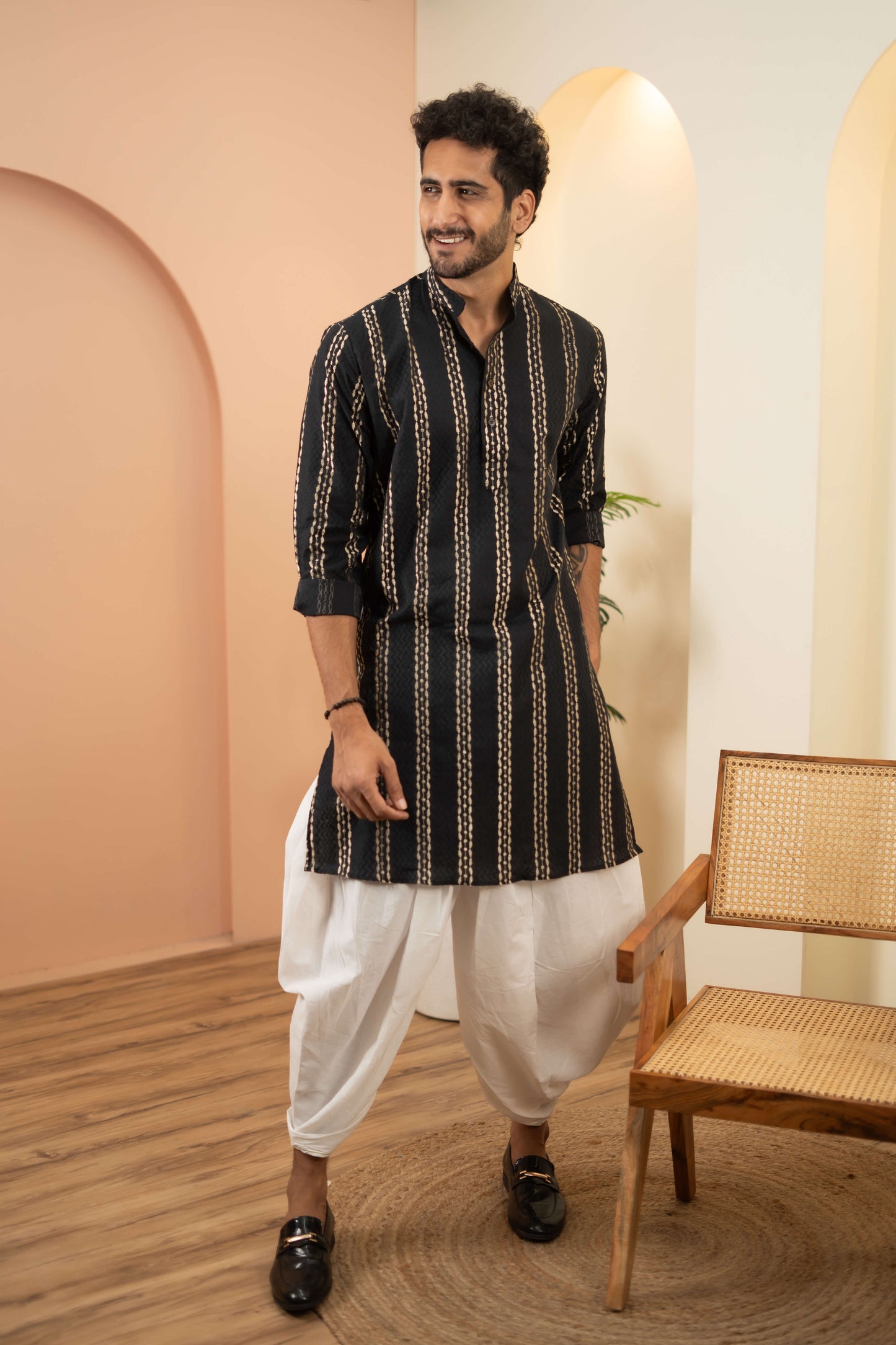 The Black Long Kurta With Golden Stripe Zari Work