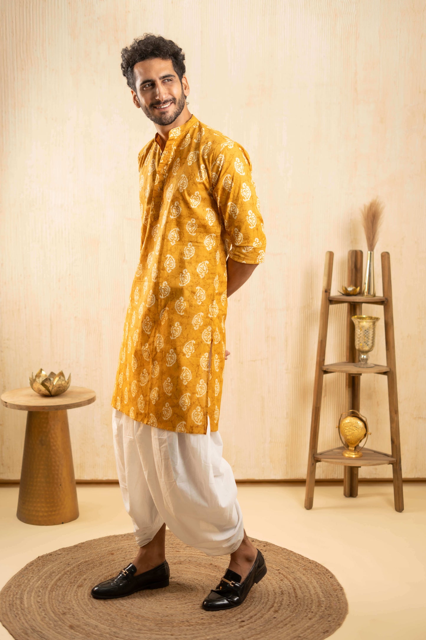 The Light Mustard Foil Print Long Kurta with Paisley Butti Print