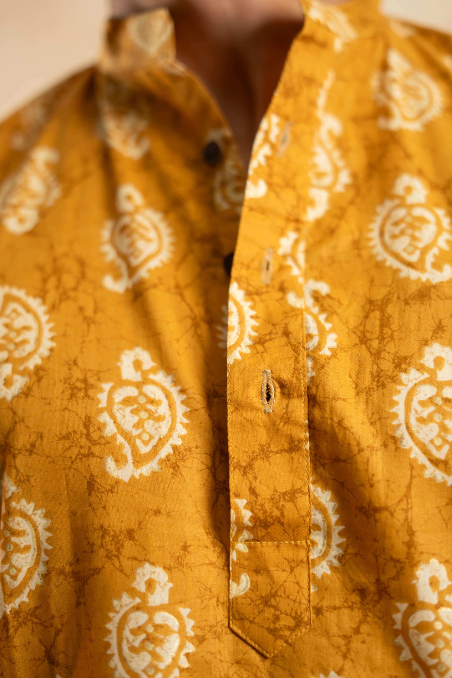 The Light Mustard Foil Print Long Kurta with Paisley Butti Print