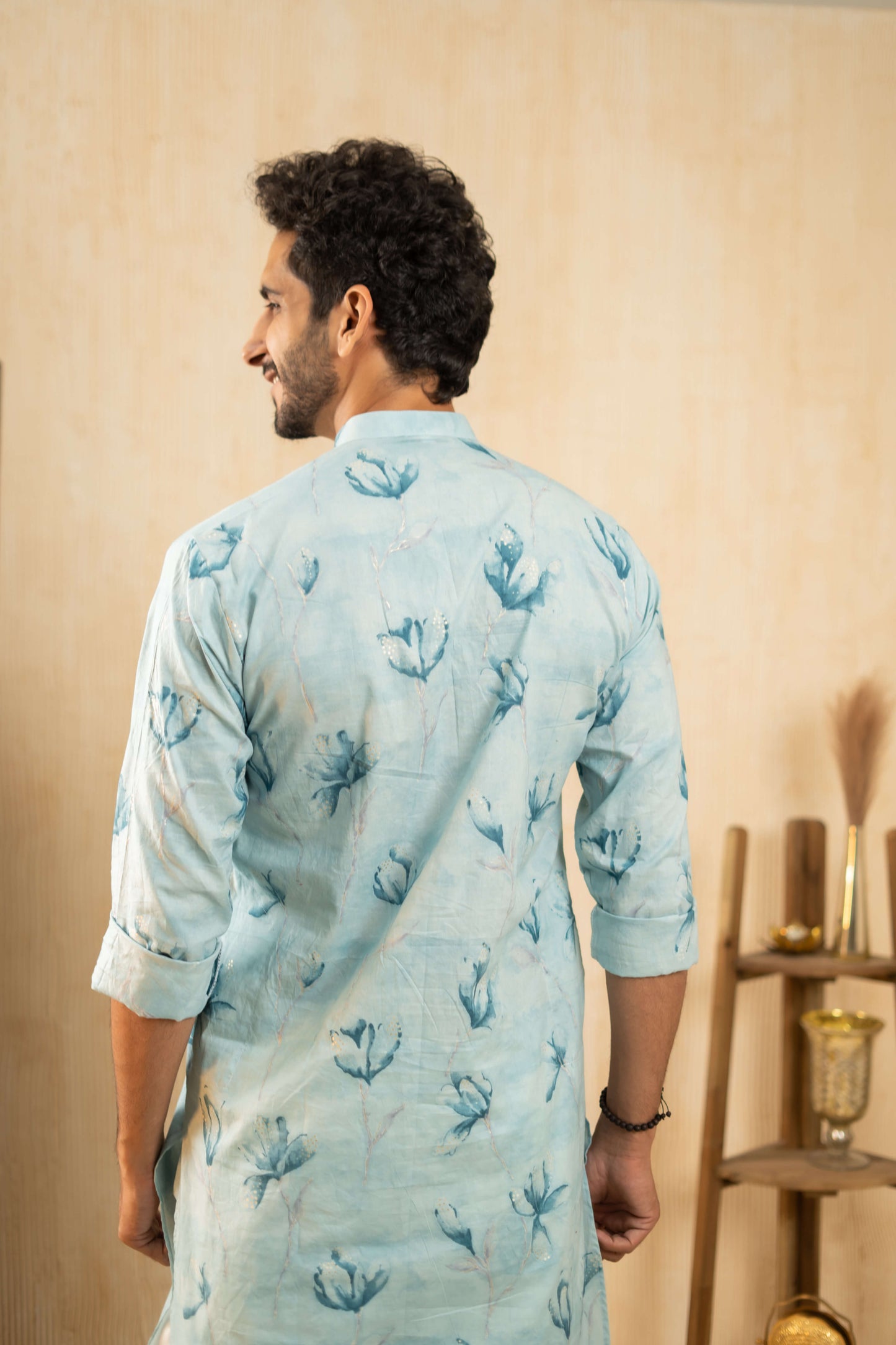 The Fountain Blue Long Kurta With Blue Flower Print And Foil Work