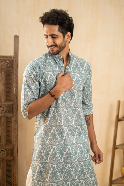 The White Long Kurta With All-Over Paisley Print