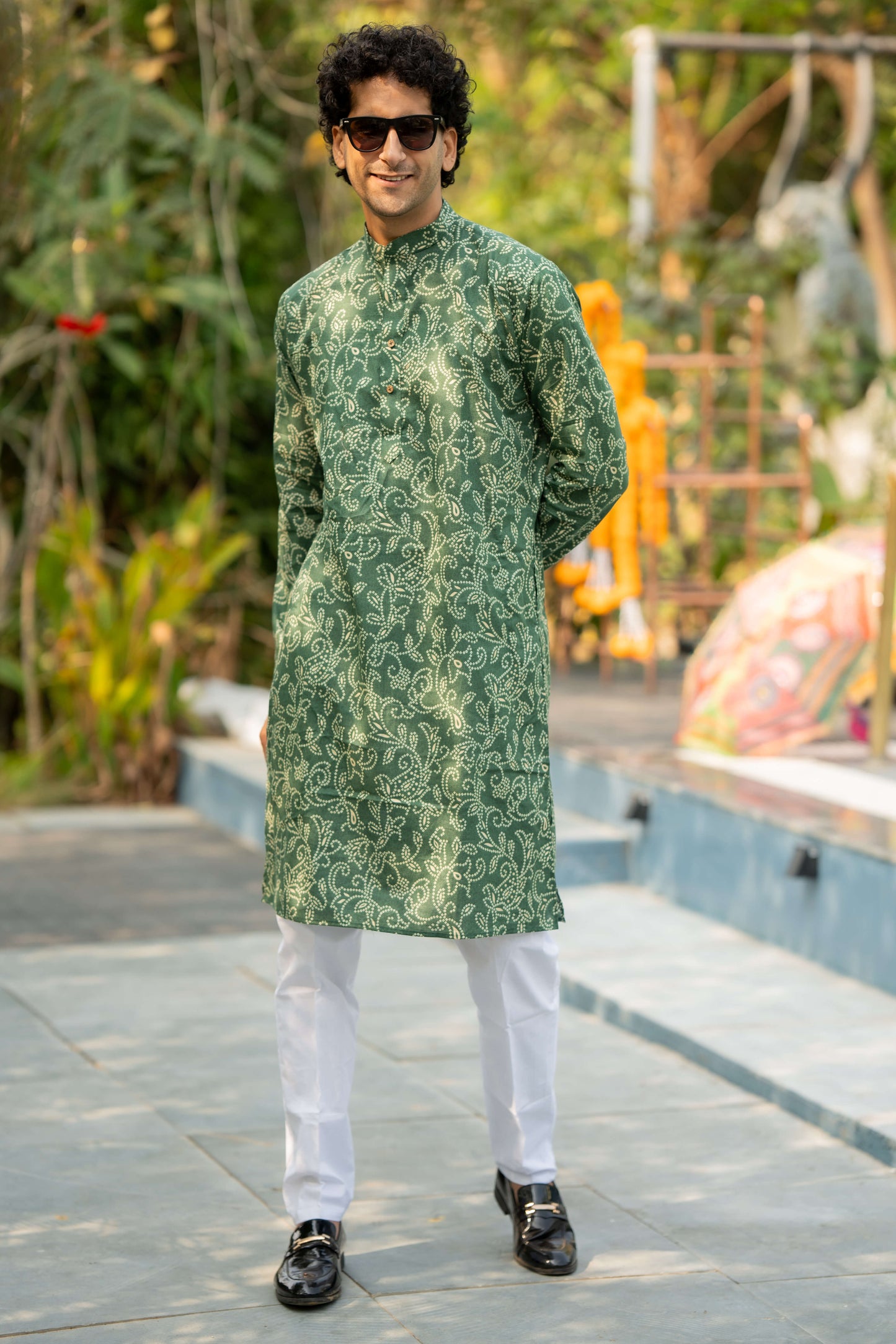 The Hunter Green Foil Print Long Kurta with Bandhani Print