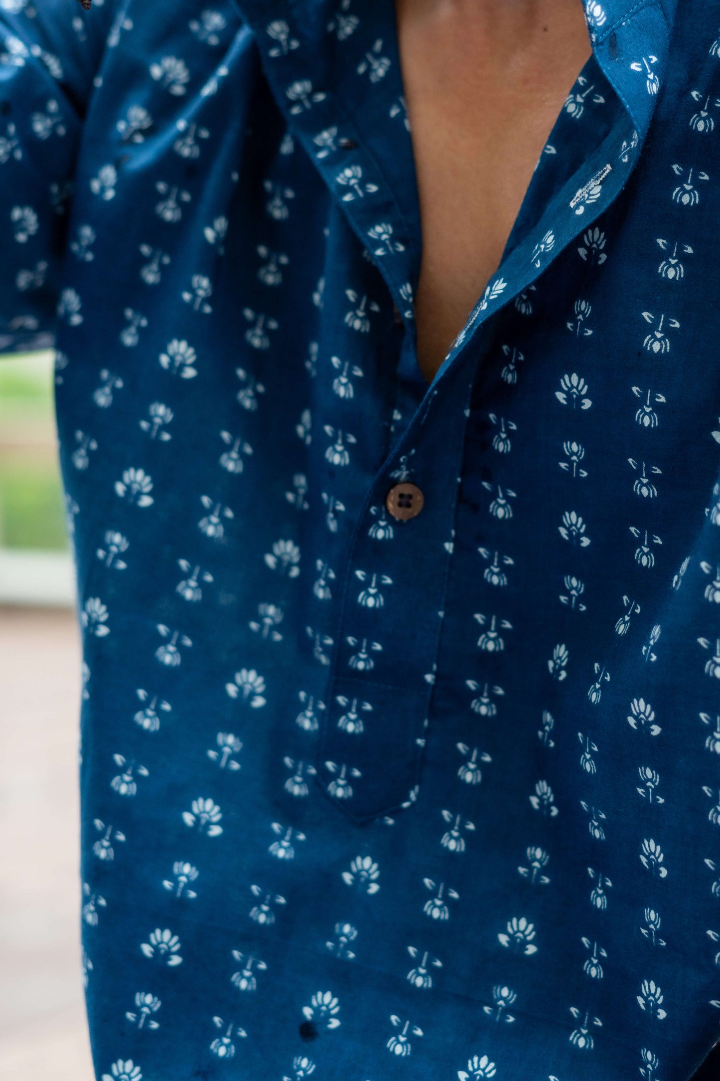 The Navy-Blue Short Kurta With White Floral Butti Print