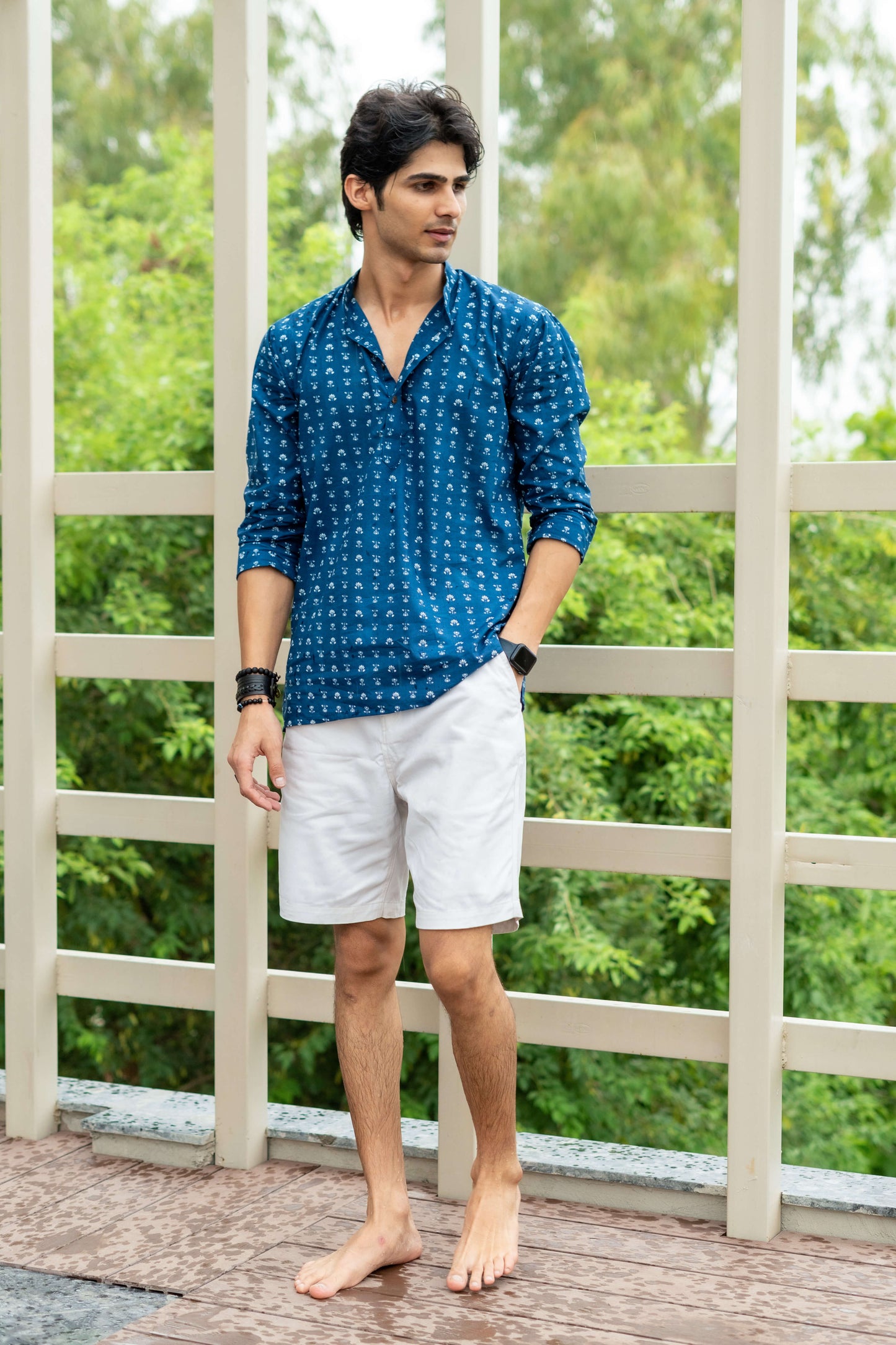 The Navy-Blue Short Kurta With White Floral Butti Print