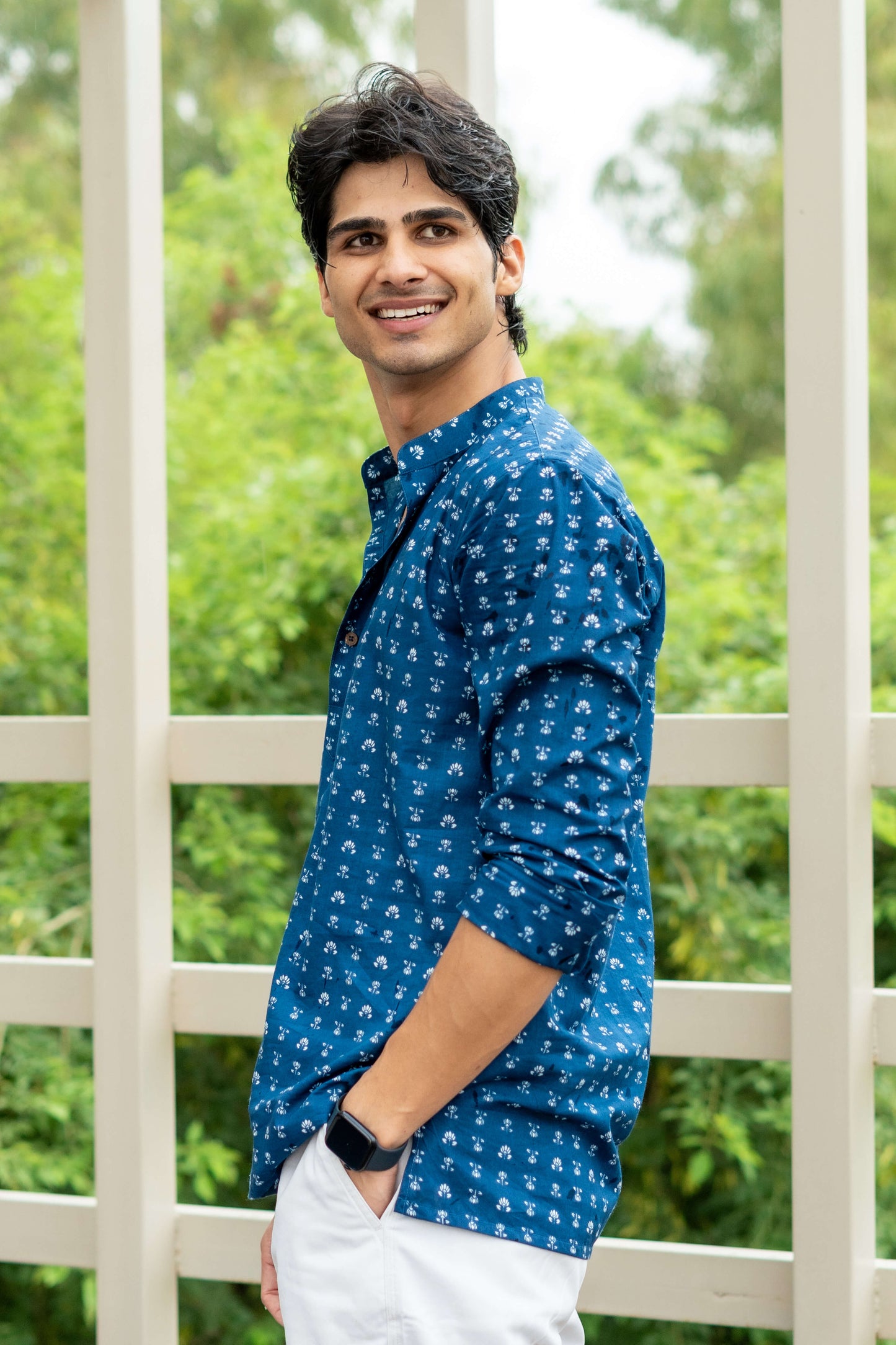 The Navy-Blue Short Kurta With White Floral Butti Print