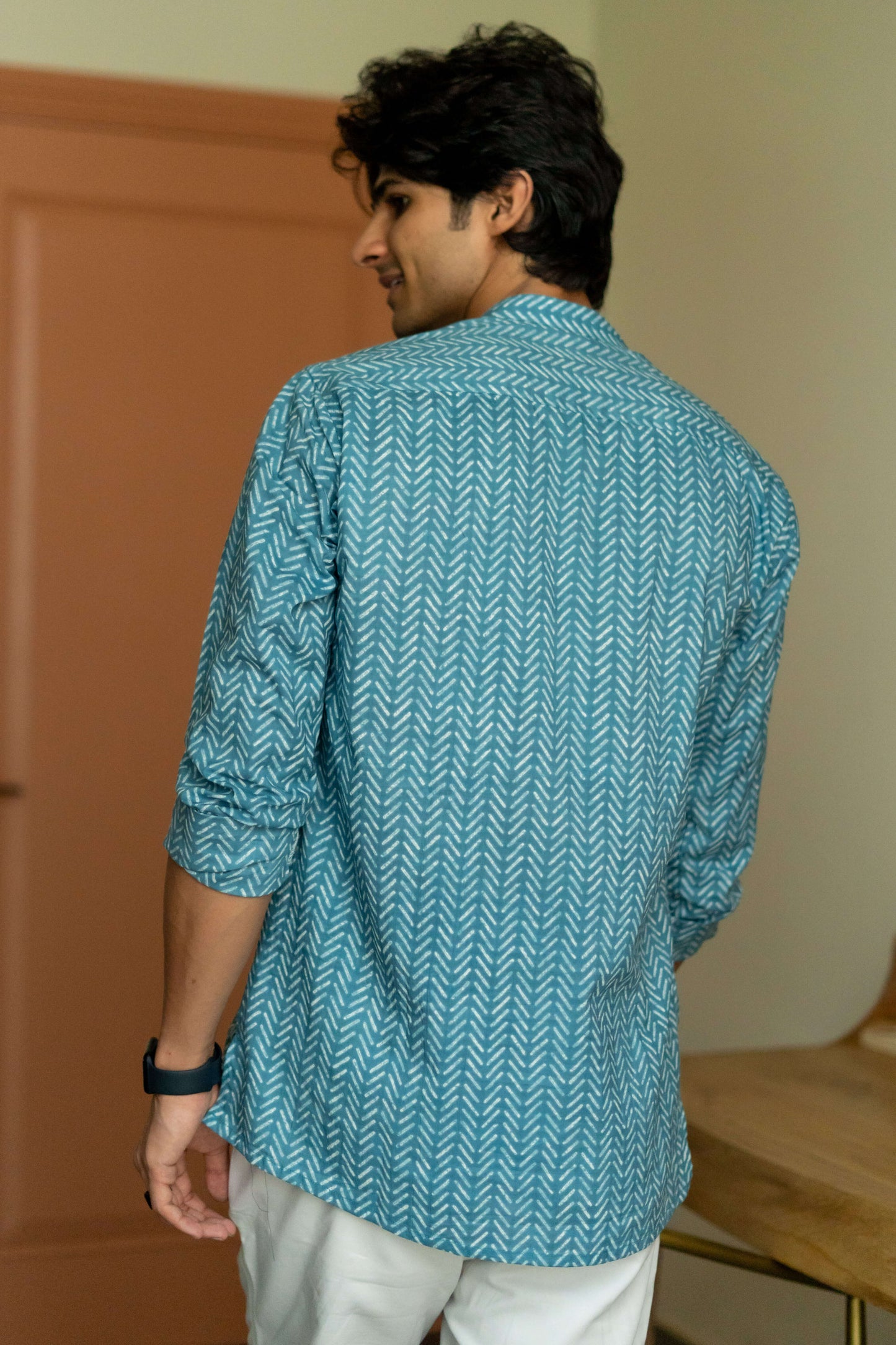 The Munsell Blue Short Kurta with White Stripe Print