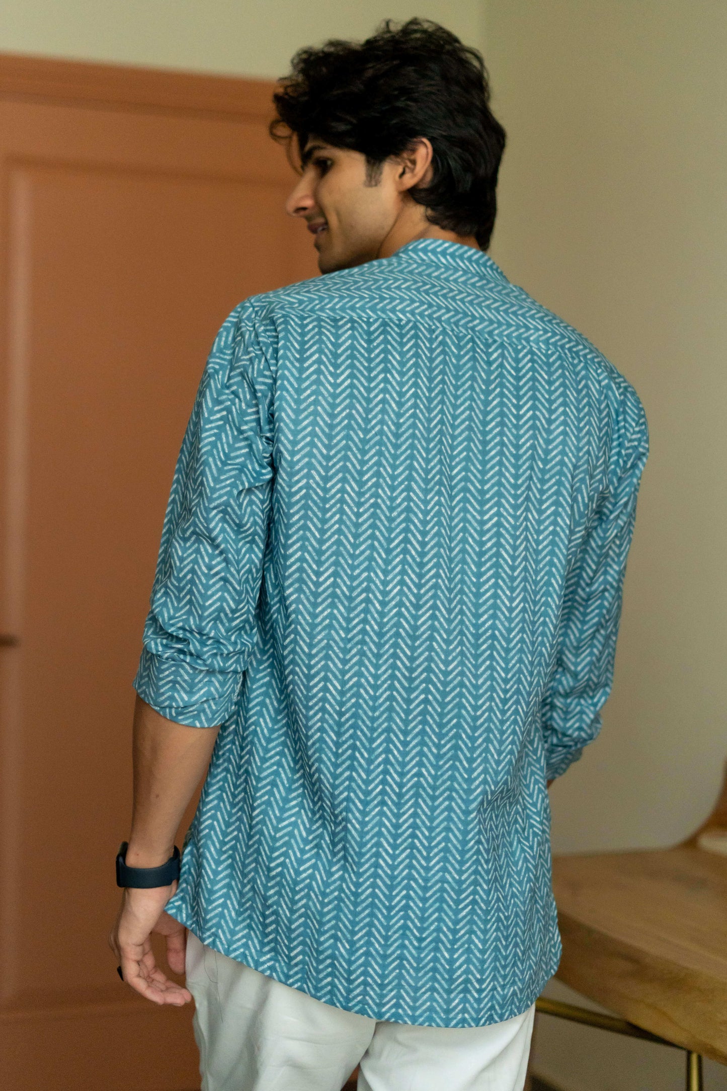 The Munsell Blue Short Kurta with White Stripe Print