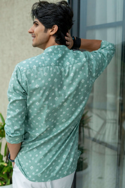 The Aquamarine Color Short Kurta With Geometric Print.