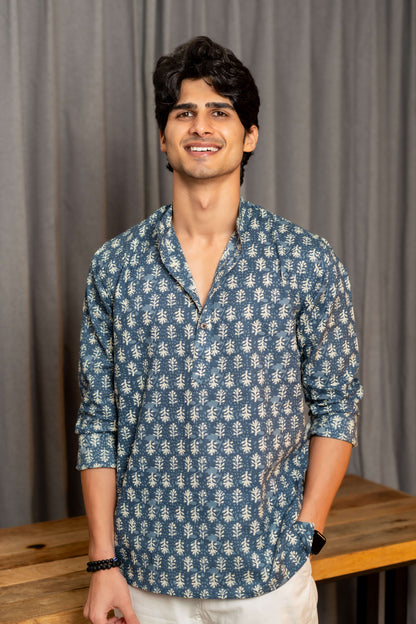 The Teal Blue Short Kurta With Grey Butti Print