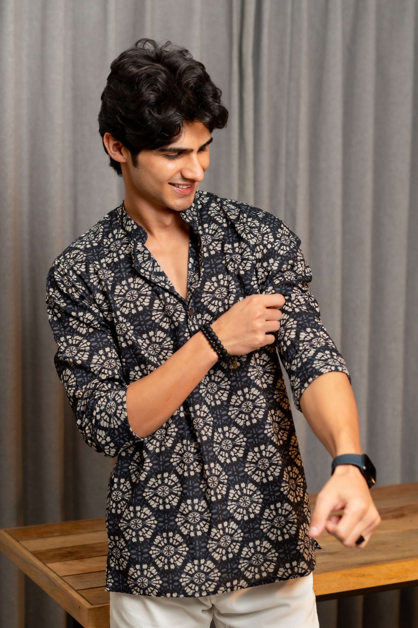 The Black Short Kurta With White Floral Batik Print