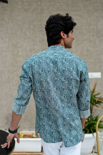 The White Kantha Work Short Kurta With Blue Floral Stripe Print