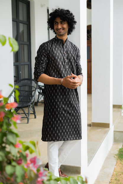 The Black Ikat Look Print Long Kurta