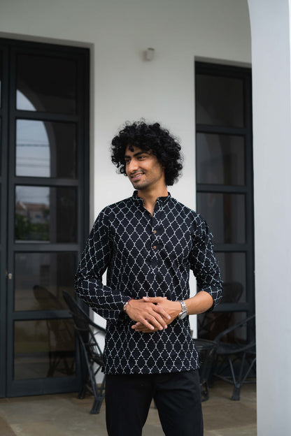 The Black Short Kurta With White Chains Print